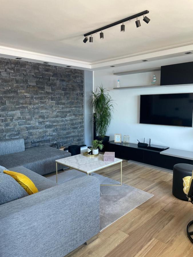 Apartment Gallery Primošten Kültér fotó