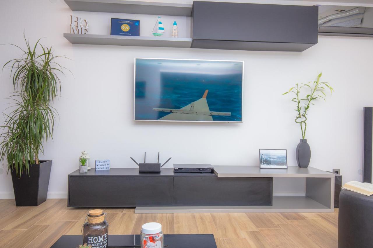 Apartment Gallery Primošten Kültér fotó